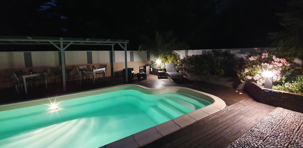 Les Centauris Bed & Breakfast Pleguien Exterior photo