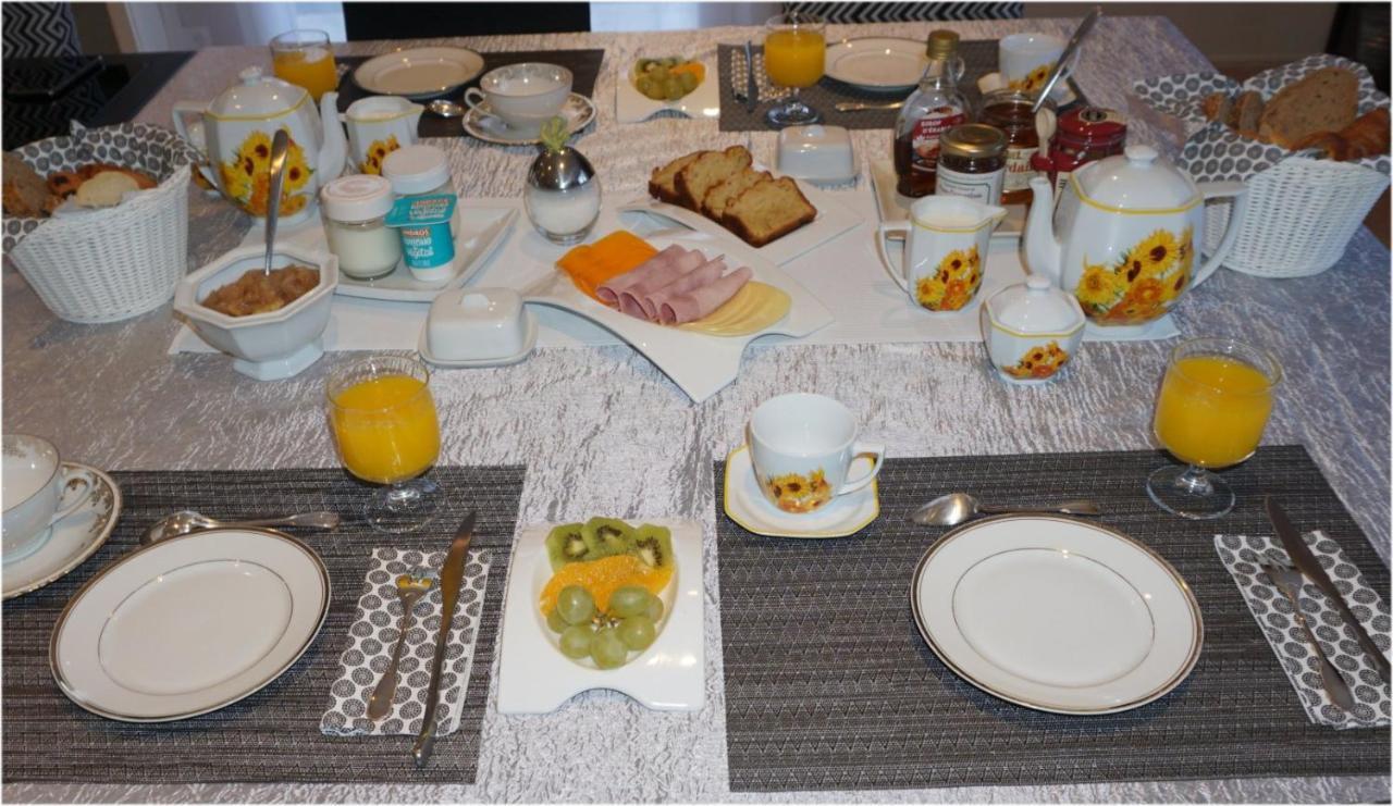 Les Centauris Bed & Breakfast Pleguien Exterior photo