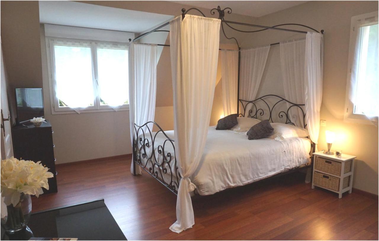 Les Centauris Bed & Breakfast Pleguien Exterior photo